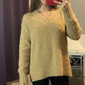 NWOT Teddy Boucle Oversized V-Neck Sweater Aerie XXS